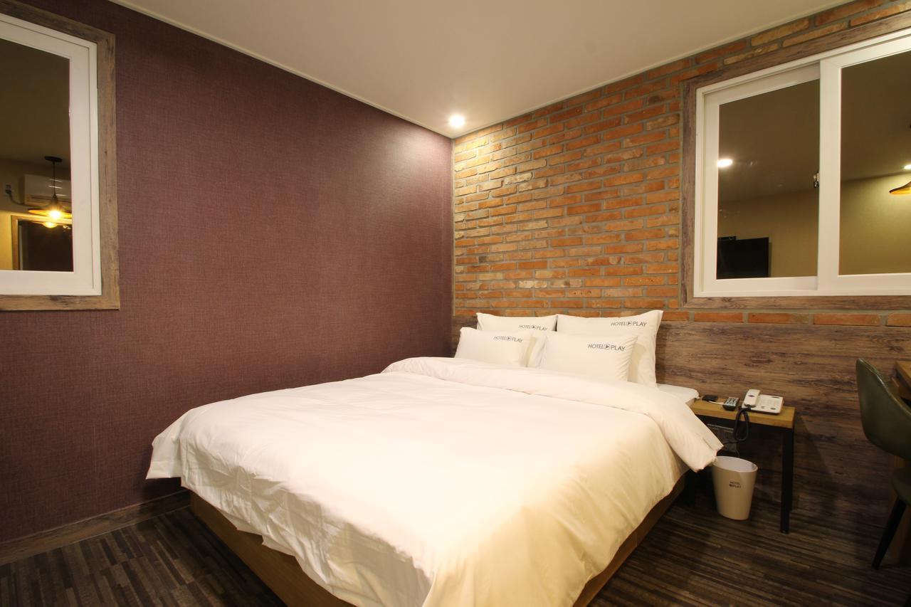 Hotel Play Пхохан Экстерьер фото