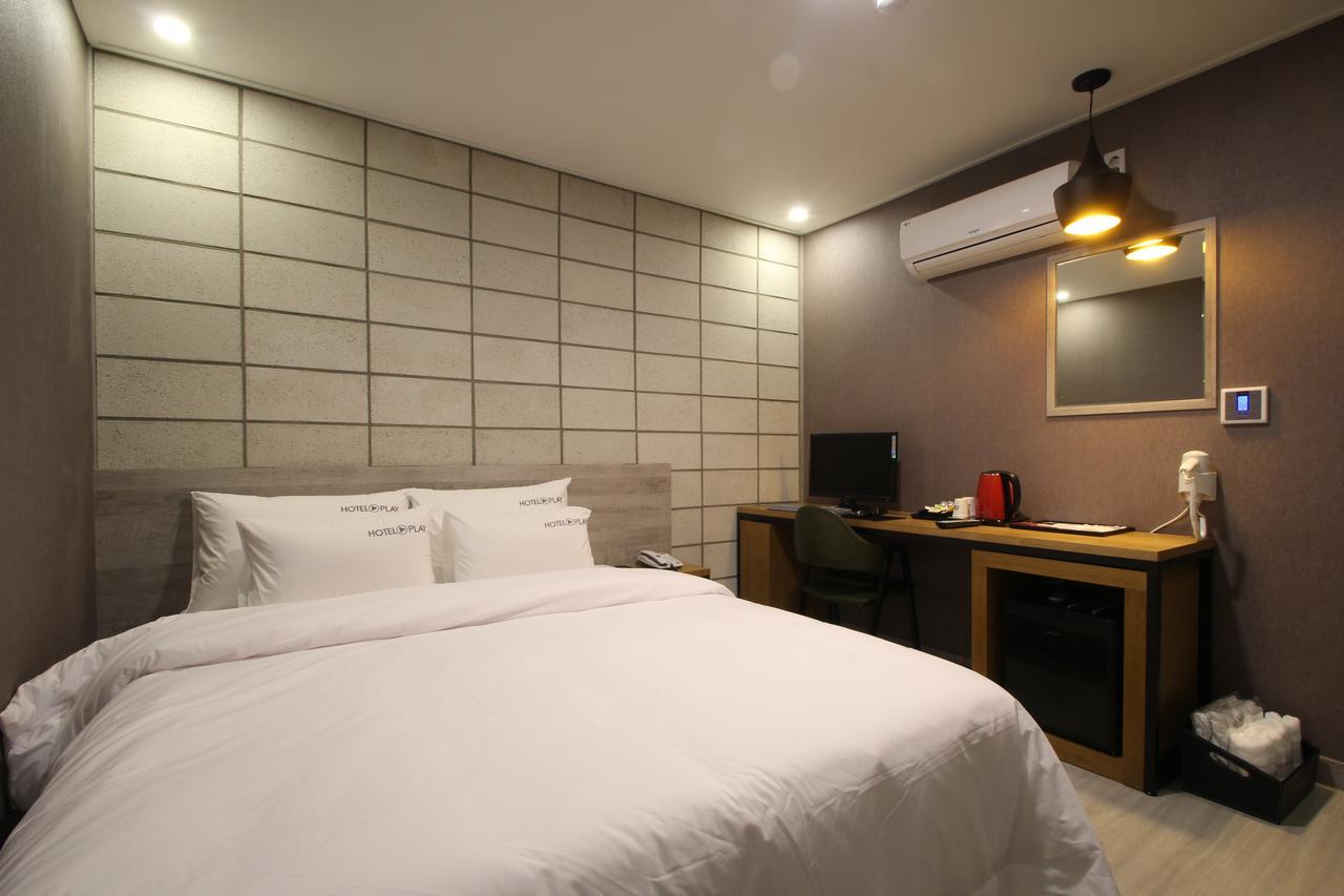 Hotel Play Пхохан Экстерьер фото